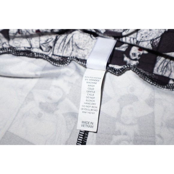 LuLaRoe T/C Tall & Curvy Leggings Disney Evil Queen Red Heart Box Chocolates - Picture 9 of 10